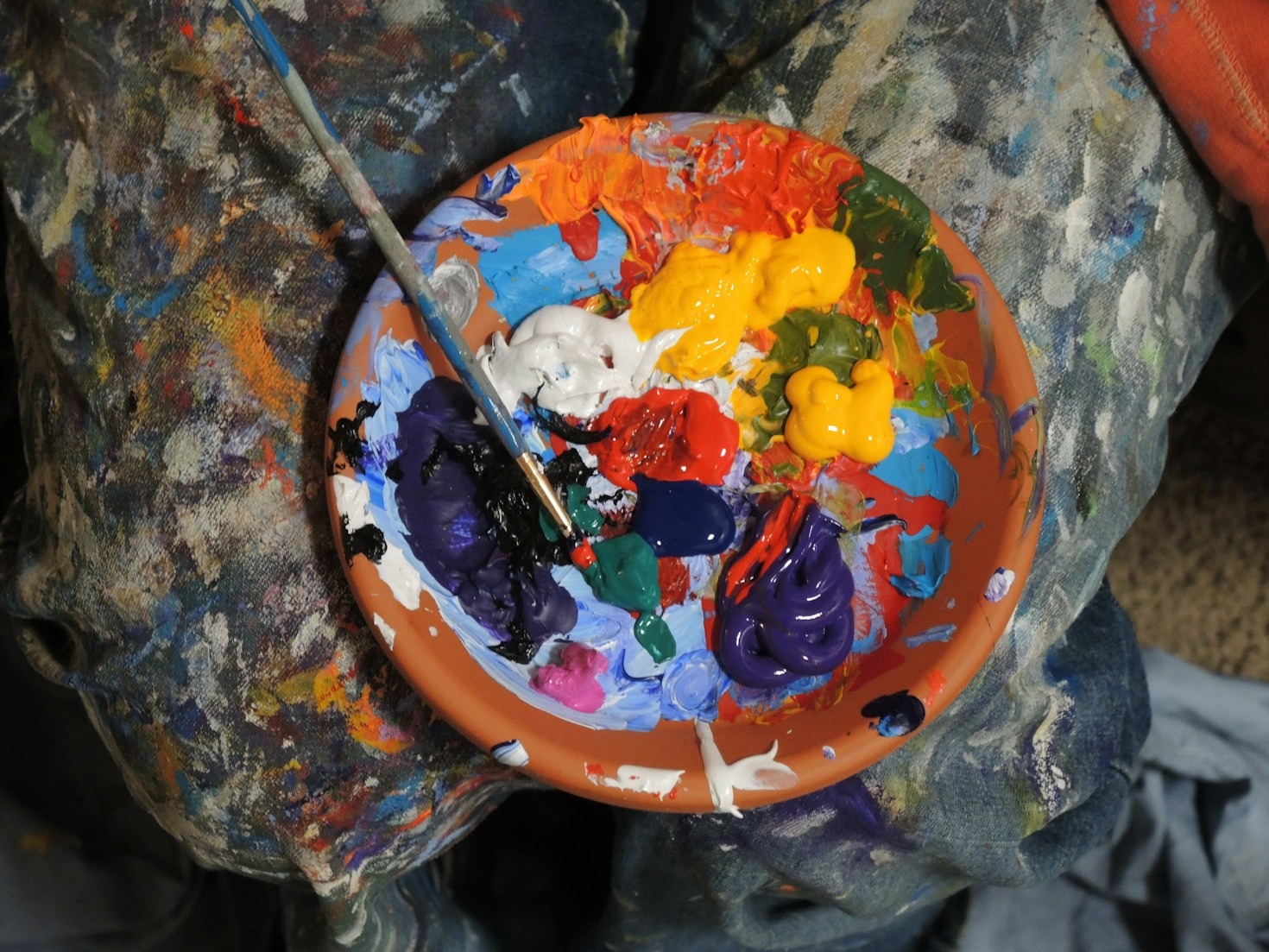 How to Curate Your Own Art Collection